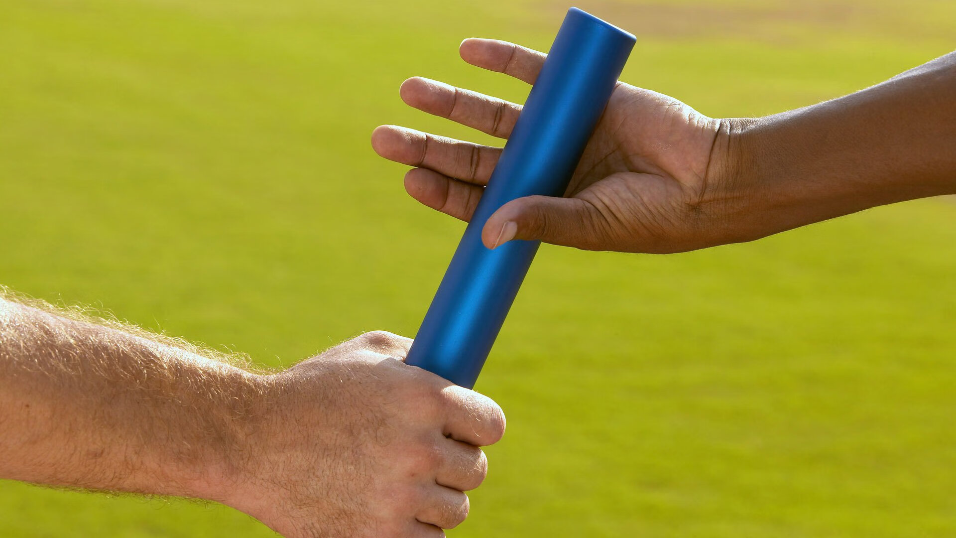 kering-“快艇冲浪：东三叉湖赛场迎来最燃的水上竞速”